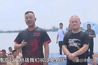 马龙更衣室演讲：今天赢的漂亮 我们对库里的防守太棒了